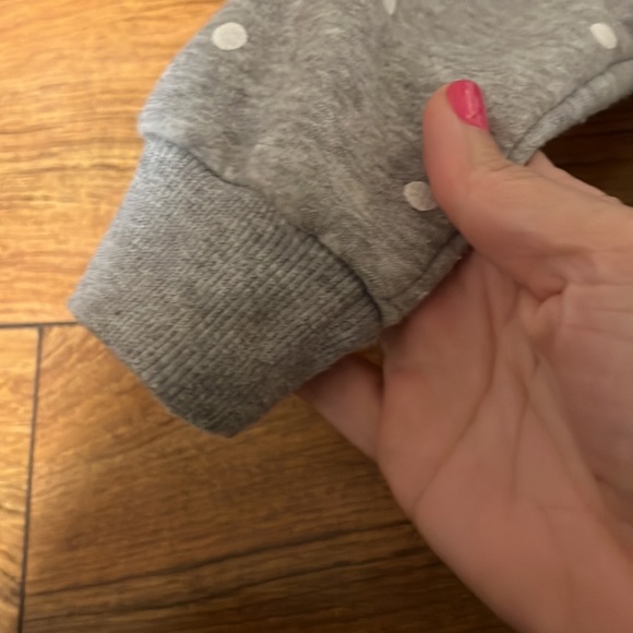 EUC H&M zip up hoodie sz 2-4 polka dot - Picture 5 of 6